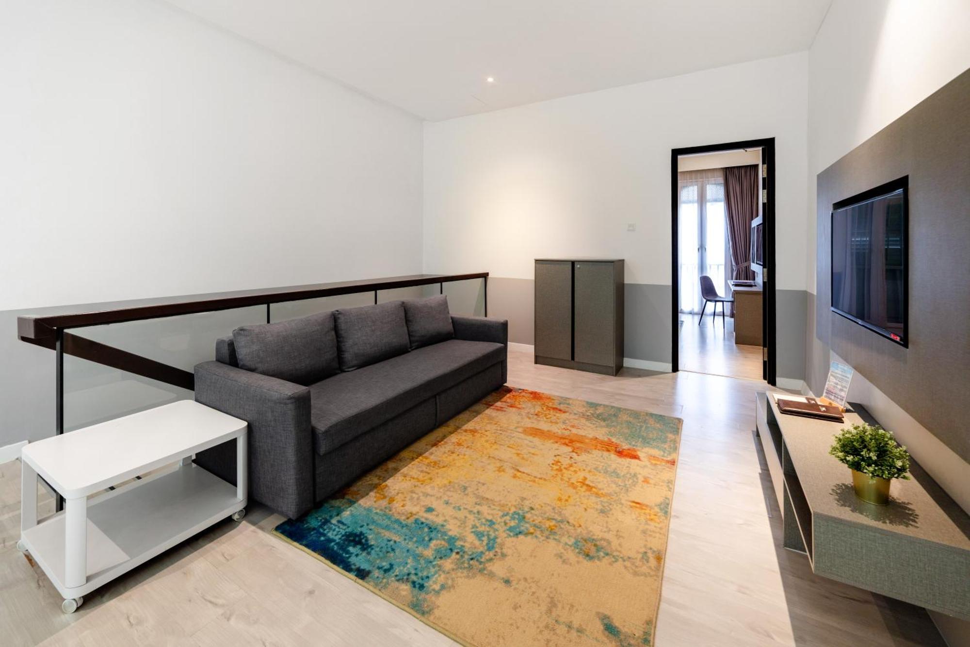Hutton Suite Hotel Managed By The Ascott Limited George Town Extérieur photo