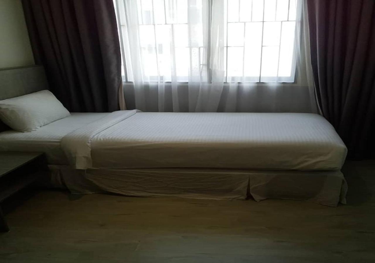 Hutton Suite Hotel Managed By The Ascott Limited George Town Extérieur photo