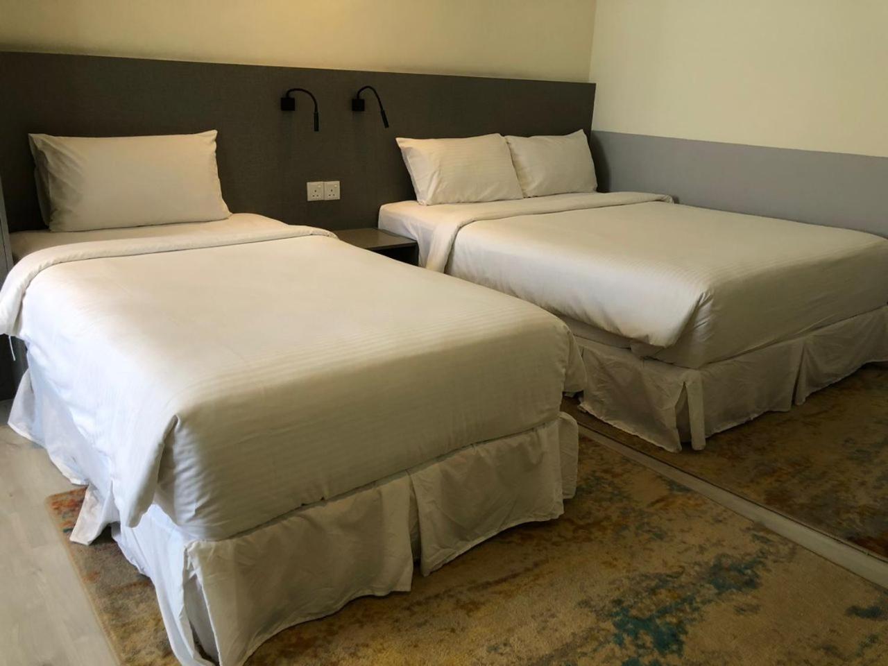 Hutton Suite Hotel Managed By The Ascott Limited George Town Extérieur photo