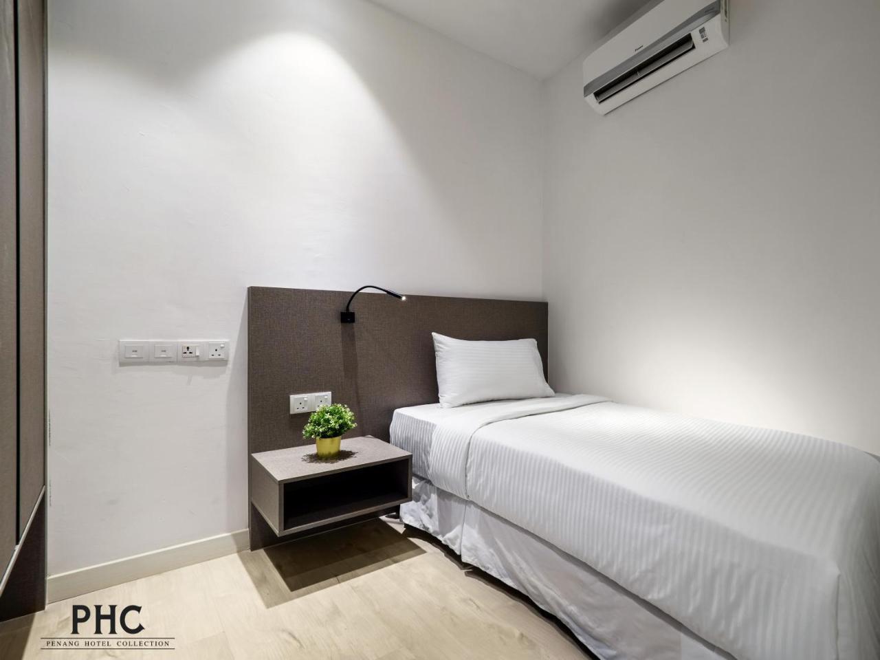 Hutton Suite Hotel Managed By The Ascott Limited George Town Extérieur photo